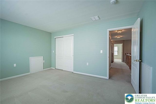 6634 Blue Heather Court, Lower Macungie Twp, PA 18062