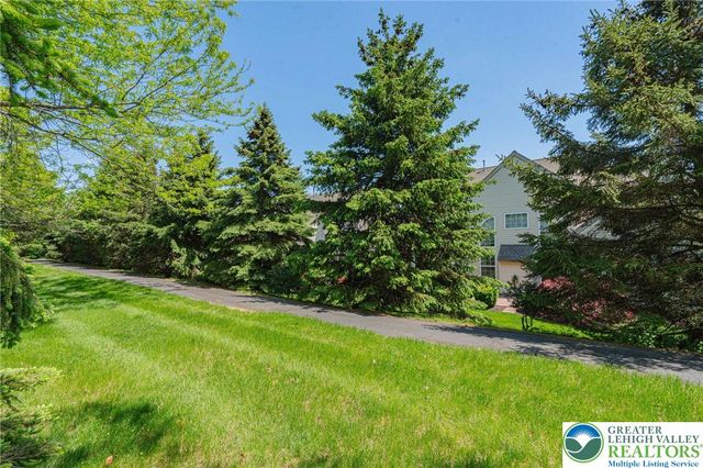 6634 Blue Heather Court, Lower Macungie Twp, PA 18062