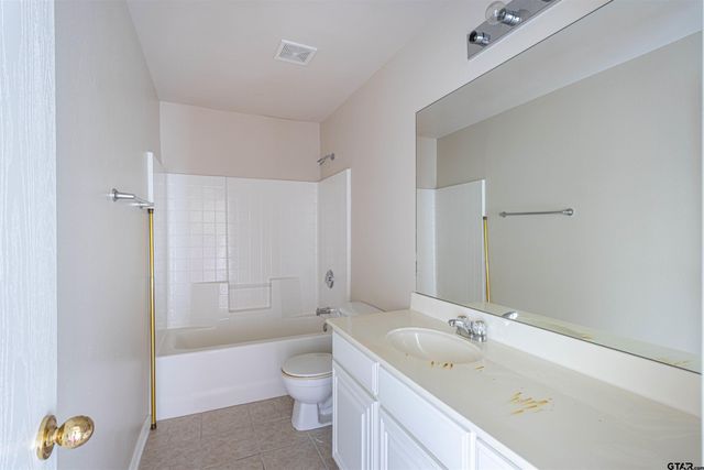 221 Maggie Cir, Flint, TX 75762