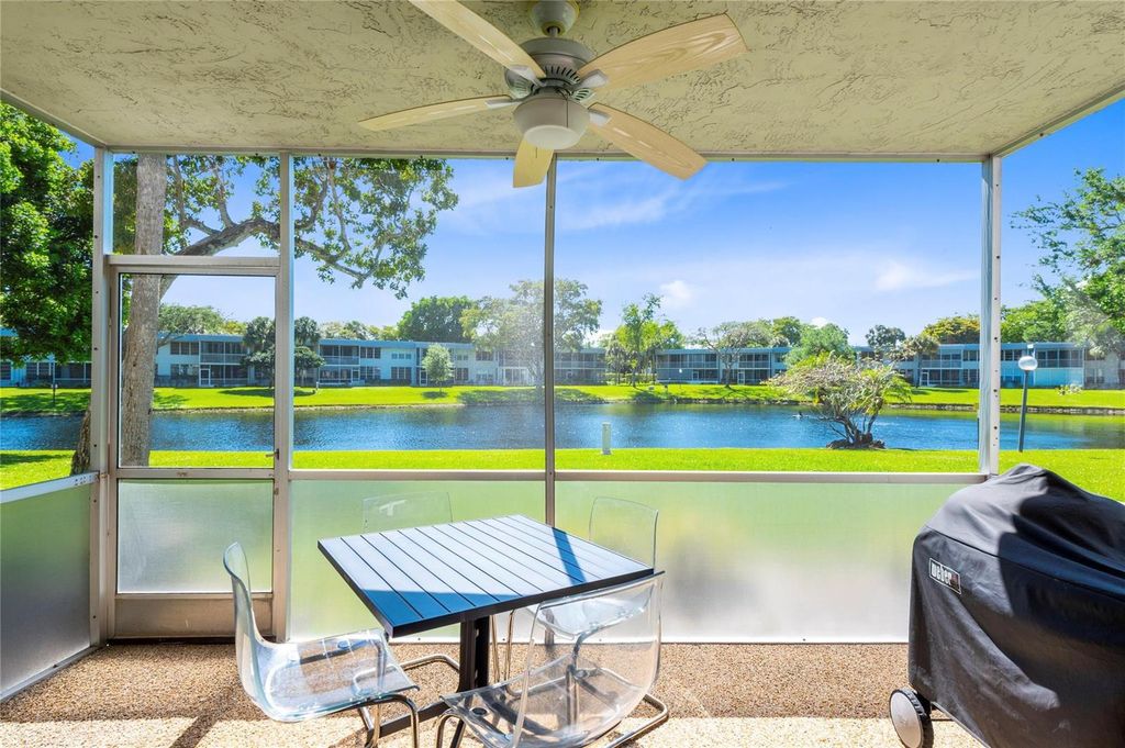 4240 Oaks Terrace 105, Pompano Beach, FL 33069