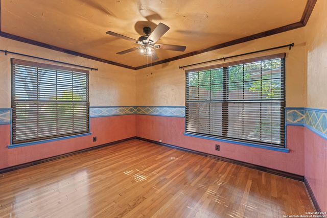 262 Cresham, San Antonio, TX 78218