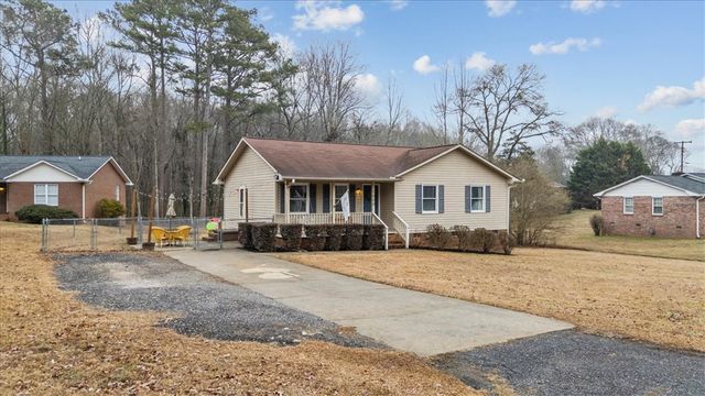 1000 Hopkins Avenue, Pendleton, SC 29670