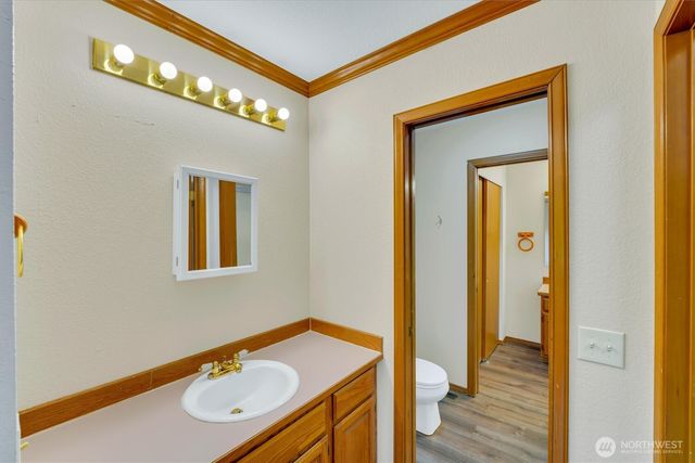 205 Spring Place, Enumclaw, WA 98022
