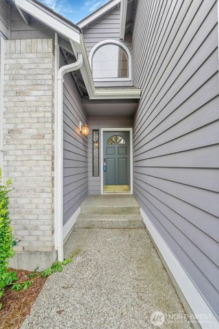 205 Spring Place, Enumclaw, WA 98022
