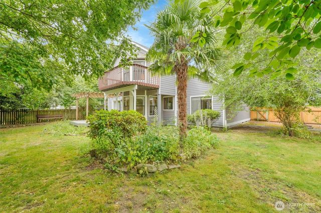 205 Spring Place, Enumclaw, WA 98022