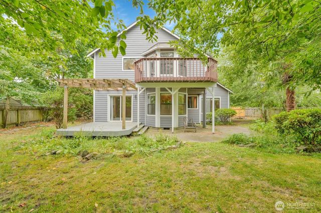 205 Spring Place, Enumclaw, WA 98022