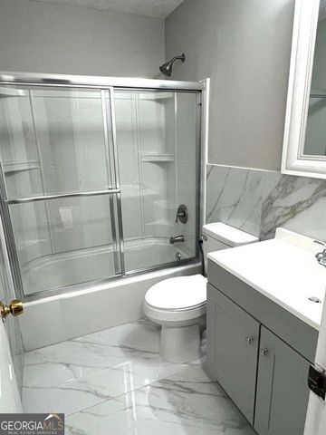 470 Hillsdale Drive, Fayetteville, GA 30214