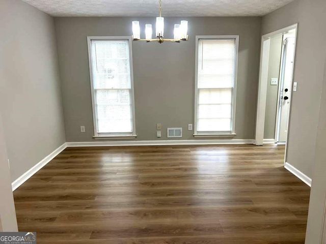 470 Hillsdale Drive, Fayetteville, GA 30214