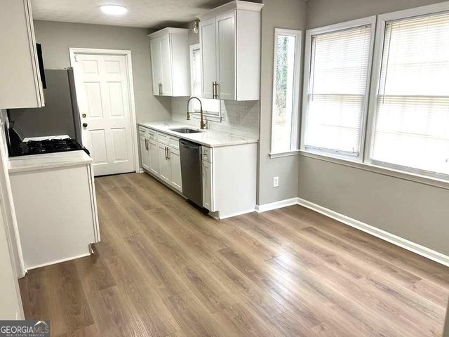 470 Hillsdale Drive, Fayetteville, GA 30214