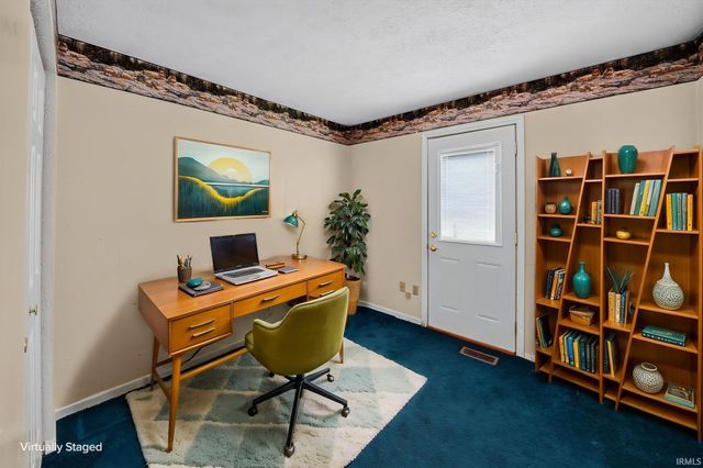 27407 Cobblestone Way, Elkhart, IN 46514