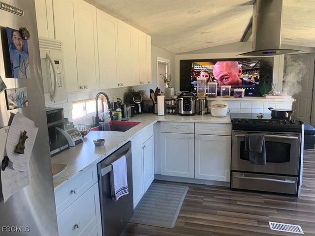 1011 Della Tobias AVE, Clewiston, FL 33440