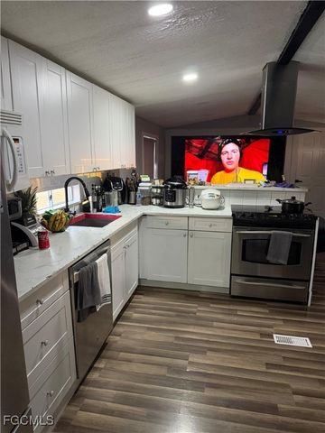 1011 Della Tobias AVE, Clewiston, FL 33440