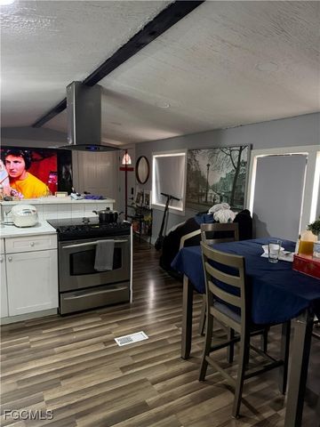 1011 Della Tobias AVE, Clewiston, FL 33440