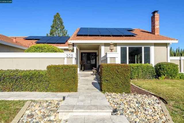 305 Mountaire Pkwy, Clayton, CA 94517