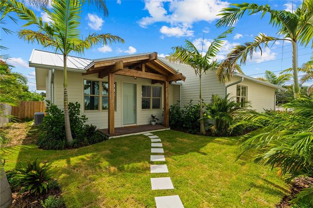 1623 31ST AVENUE N, St Petersburg, FL 33713