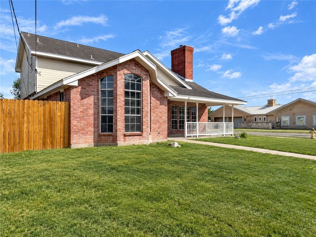 337 Paloma St, Corpus Christi, TX 78412 — photo 3