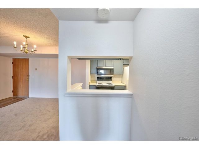 481 S Kalispell Way 103, Aurora, CO 80017