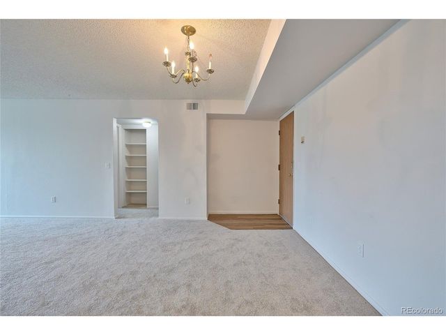 481 S Kalispell Way 103, Aurora, CO 80017
