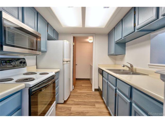 481 S Kalispell Way 103, Aurora, CO 80017
