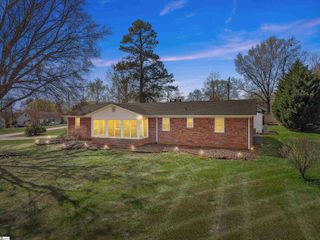 125 Goforth Road, Campobello, SC 29322