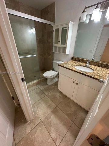 3330 N Pinewalk Dr N 1611, Margate, FL 33063