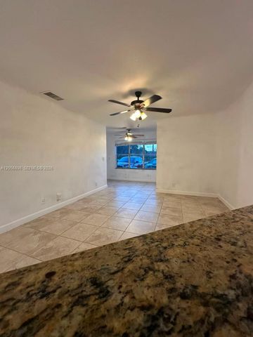 3330 N Pinewalk Dr N 1611, Margate, FL 33063