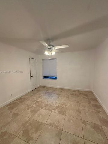 3330 N Pinewalk Dr N 1611, Margate, FL 33063