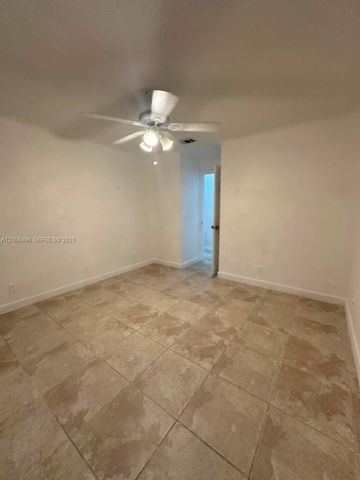 3330 N Pinewalk Dr N 1611, Margate, FL 33063