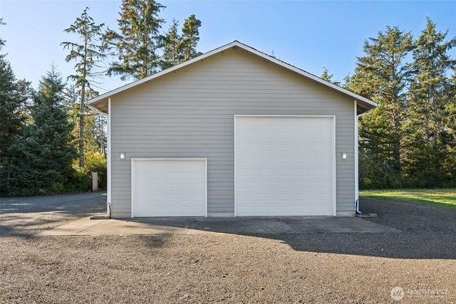 2376 State Route 109, Hoquiam, WA 98550