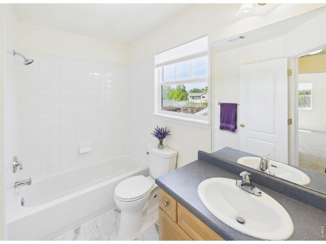 5242 Mt Arapaho Cir, Frederick, CO 80504