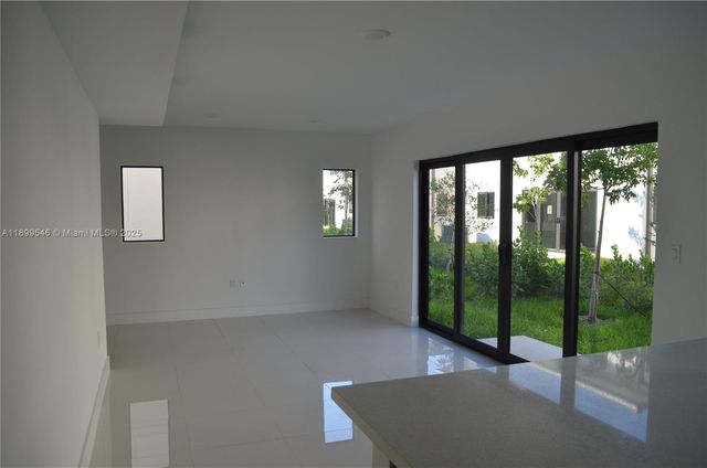 1160 NW 2nd Ln, Florida City, FL 33034