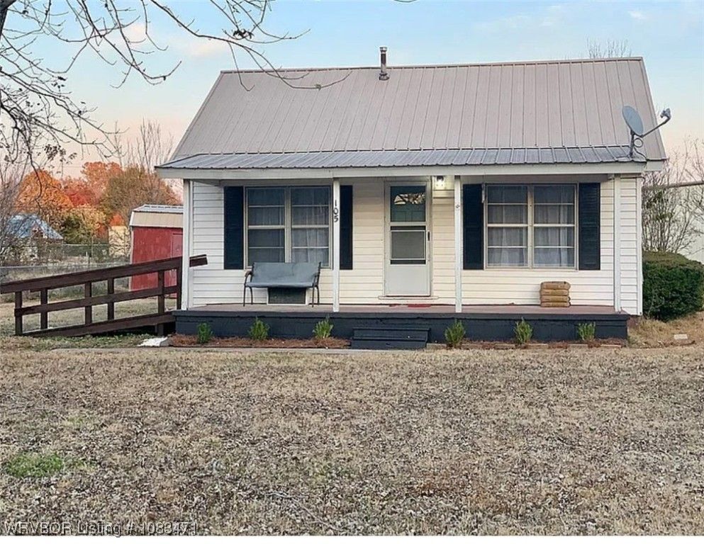 105 Elm Street, Pocola, OK 74902