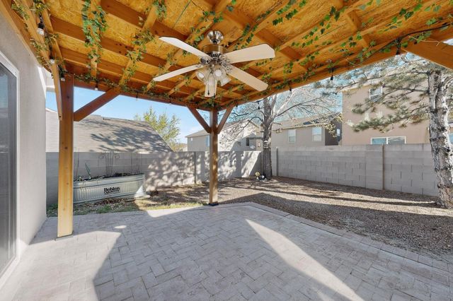 6128 Rose Park Avenue NW, Albuquerque, NM 87114