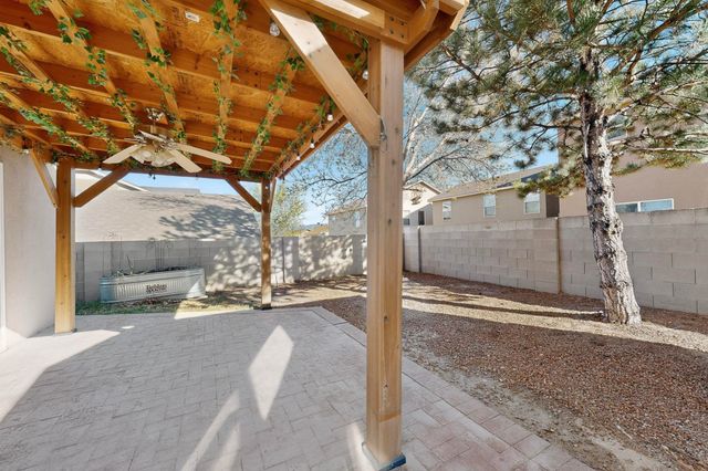 6128 Rose Park Avenue NW, Albuquerque, NM 87114