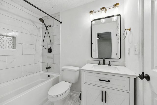 525 E Richardson Avenue, Summerville, SC 29485