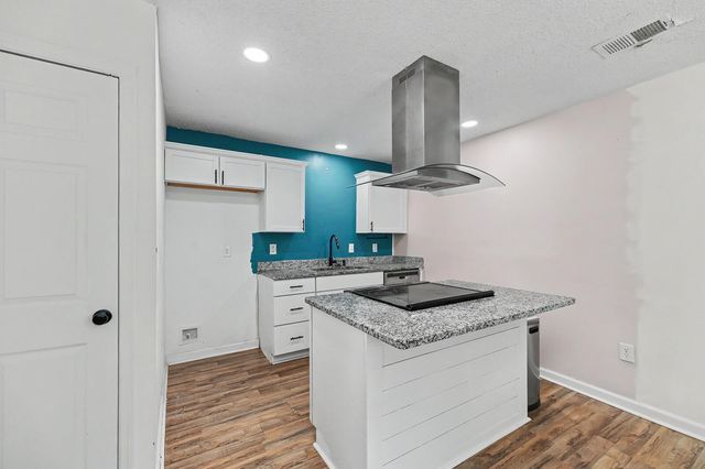525 E Richardson Avenue, Summerville, SC 29485