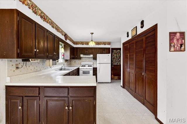 521 Leawood Drive, Swansea, IL 62226