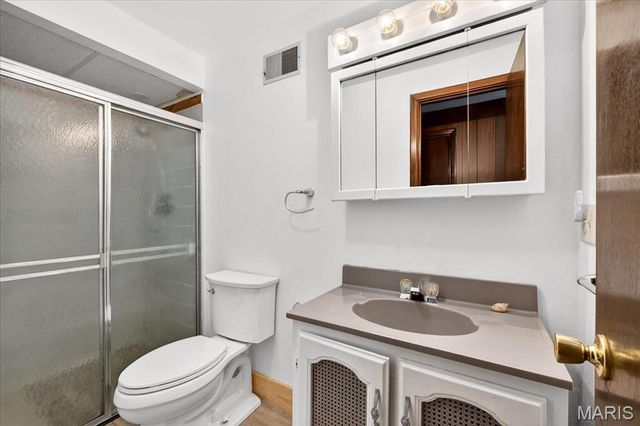 521 Leawood Drive, Swansea, IL 62226