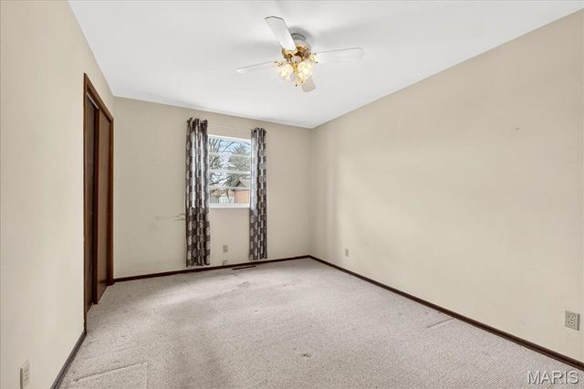 521 Leawood Drive, Swansea, IL 62226