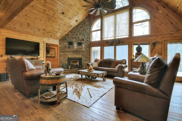 324 Cooper Creek Drive, Suches, GA 30572