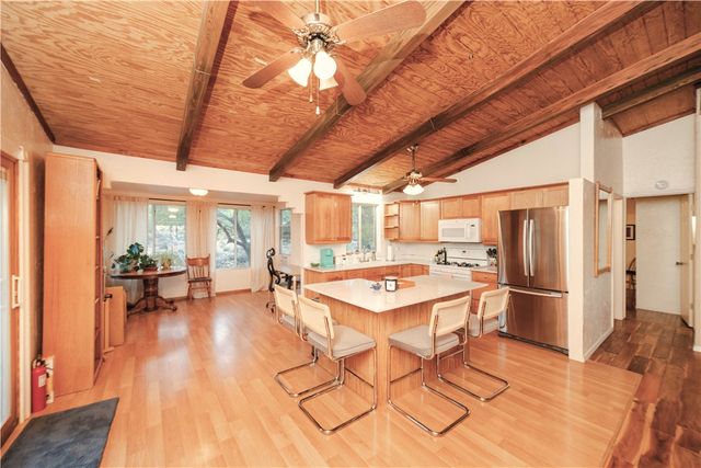 7270 N Pine Valley Drive, Hackberry, AZ 86411