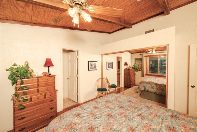 7270 N Pine Valley Drive, Hackberry, AZ 86411