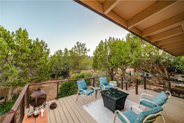 7270 N Pine Valley Drive, Hackberry, AZ 86411