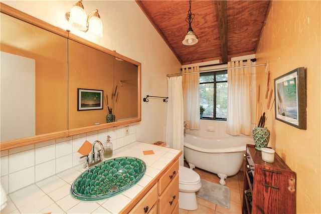 7270 N Pine Valley Drive, Hackberry, AZ 86411