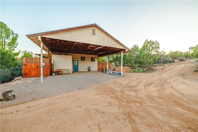 7270 N Pine Valley Drive, Hackberry, AZ 86411