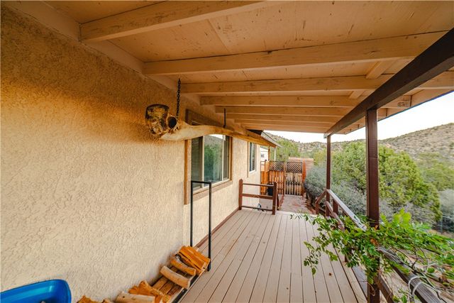 7270 N Pine Valley Drive, Hackberry, AZ 86411