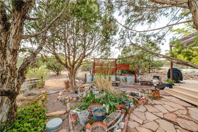 7270 N Pine Valley Drive, Hackberry, AZ 86411