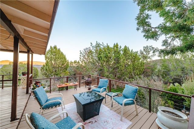 7270 N Pine Valley Drive, Hackberry, AZ 86411