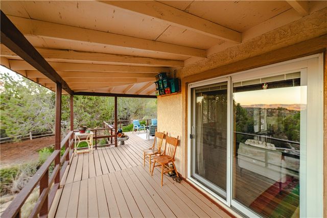 7270 N Pine Valley Drive, Hackberry, AZ 86411