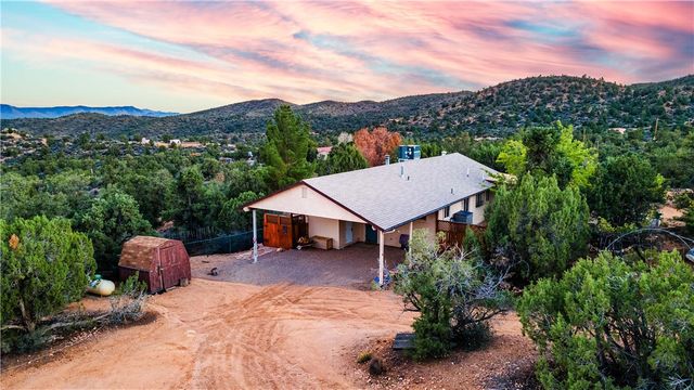7270 N Pine Valley Drive, Hackberry, AZ 86411